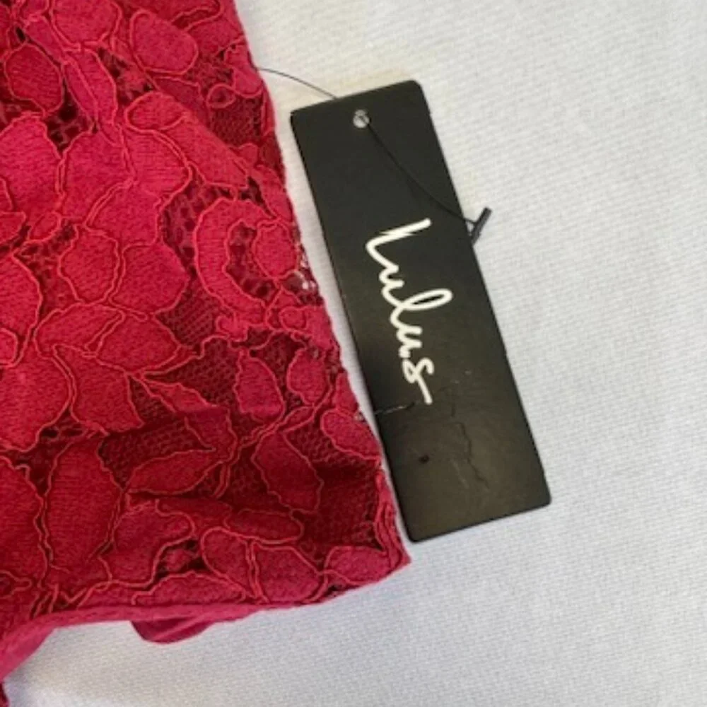 Lulus Let's Go Out Tonight Wine Red Lace Strapless Bodycon Midi Dress Size XS